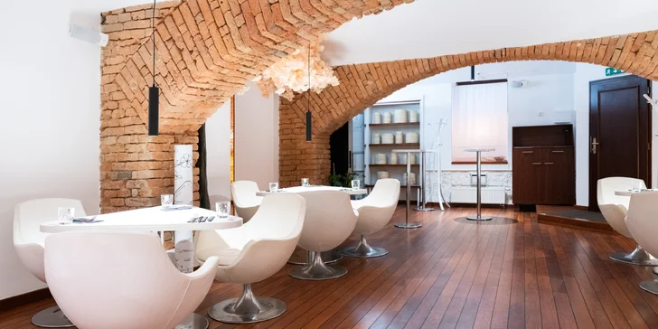 Restauraci najdete kousek od parku Lužánky. 