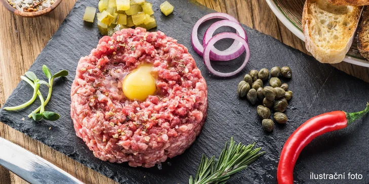 200g nebo 800g namíchaný hovězí tatarák s topinkami pro 2 i pro partu