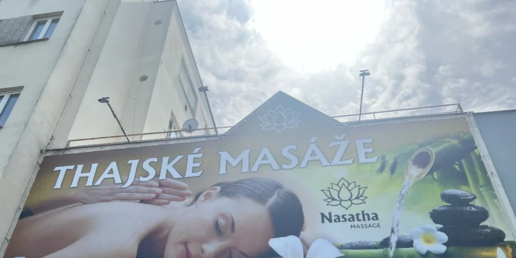 Salon Nasatha se nachází na pražském Břevnově, přímo mezi zastávkami Břevnovská a Kajetánka. 