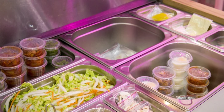 Vyberete si oblíbené nudle, ingredience a dochucovadla, a vytvoříte si pokrm přesně podle chuti.