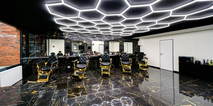 Přijďte a nechte se hýčkat! Barber shop na Palmovce je snadno dostupný a zaručuje spokojenost každého zákazníka. 