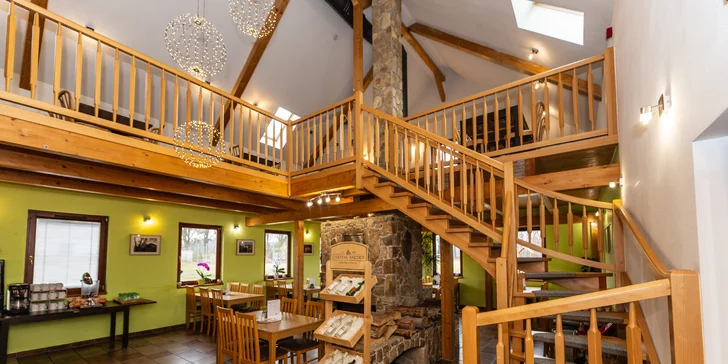 Na výběr máte varianty pobytu se snídaní nebo polopenzí podávanou v místní restauraci.