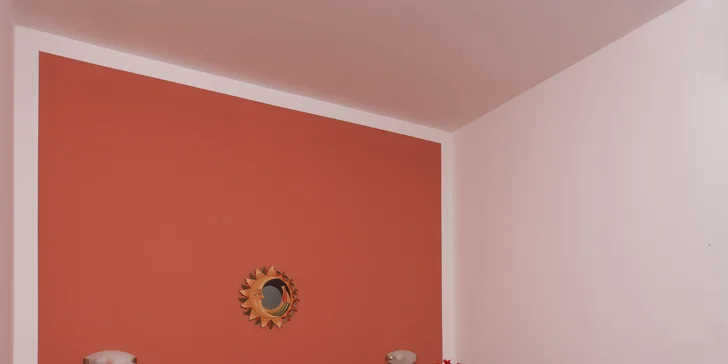 Všetky izby sú klimatizované, majú Wi-Fi, TV a vlastnú kúpeľňu.