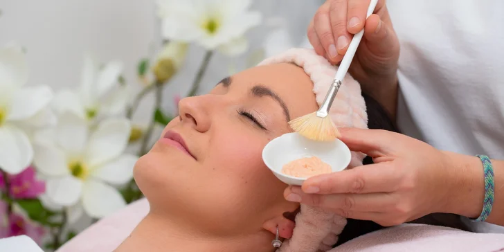 Dôkladné čistenie pleti, relaxačná masáž, či prístrojové ošetrenia