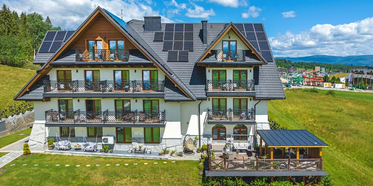 Relax u lázní Terma Bania a městečka Zakopané: láhev vína, neomezený wellness, možnost vstupu do lázní