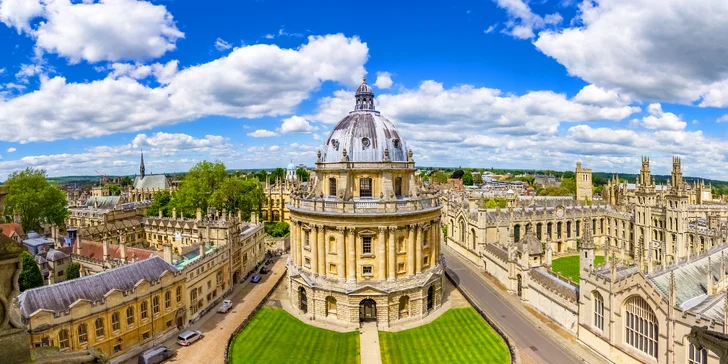 Navštívíte také Oxford a Cambridge.