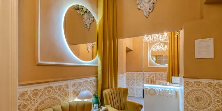 Recepce salonu ToWell Praha, kde si můžete zdarma nabídnout výbornou kávu, různé druhy čajů či vodu