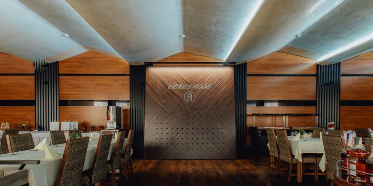  Vaří tu slovenské i mezinárodní speciality. Na konzumaci v restauraci budete mít 20% slevu. 