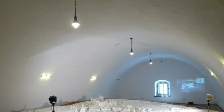 Děti prý nejvíce baví obří sádrový model Olomouce jako pevnosti.