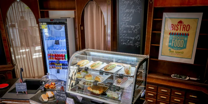 Pizza je určená na odnos s sebou – krabice na odnos jsou v ceně voucherů. 