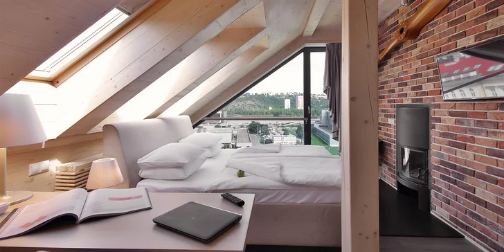 Romantika v Prahe: 4 * hotel s dizajnovými izbami, raňajky a relax vo wellness
