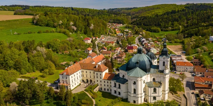 Pobyt na Zámku Křtiny v Moravském krasu: snídaně nebo polopenze i romantika
