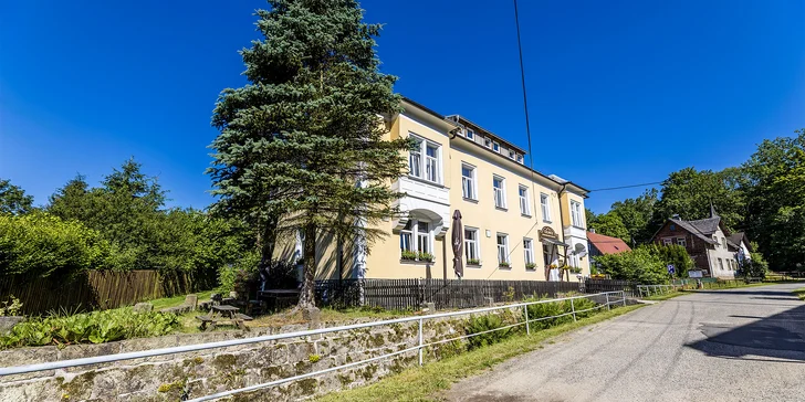 Lužické hory aj mesto Oybin: penzión s raňajkami alebo polpenziou