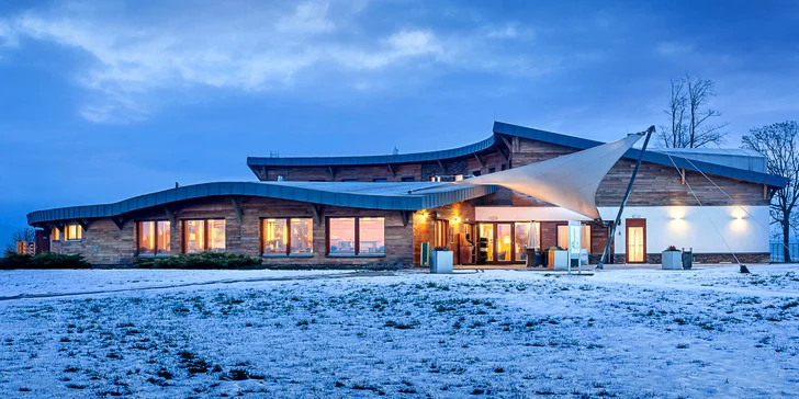 Bude plný výletů i relaxace ve wellness, kam máte neomezený vstup. 