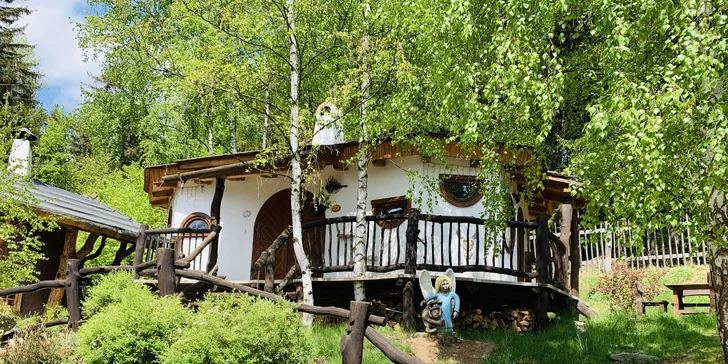 Vesnička Podlesíčko stojí za procházku.