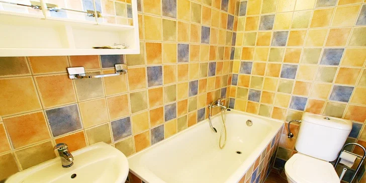 A každý pokoj má samozřejmě vlastní sociální zařízení.