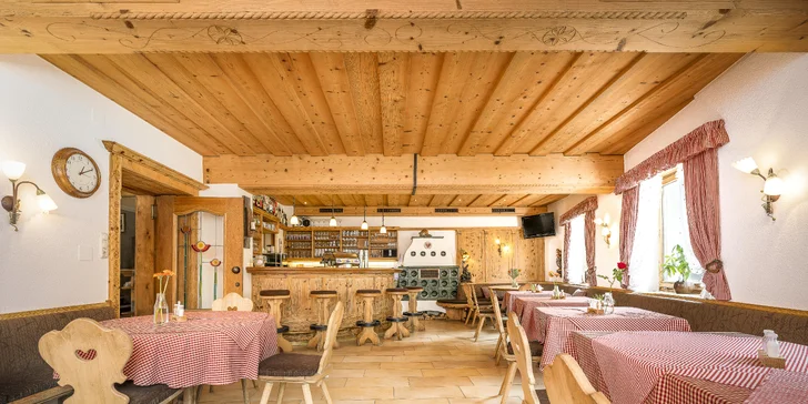 V mestečku Fliess neďaleko Landecku na vás čaká útulný 3* hotel Traube.