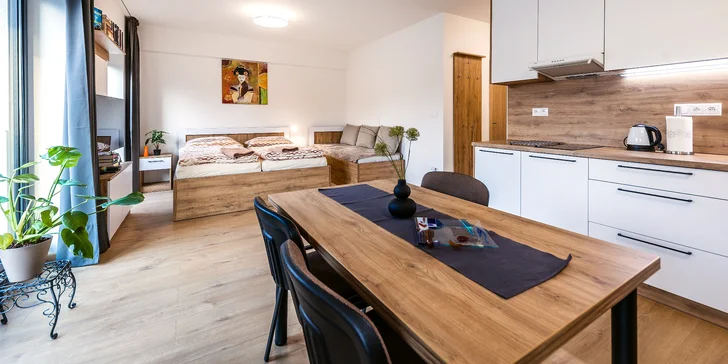 Pobyt v moderních apartmánech jen 800 m od aquaparku Bešeňová: neomezený wellness v ceně