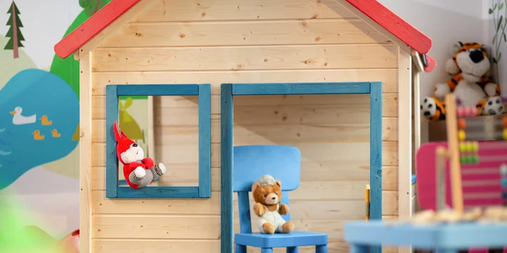 Hotel je baby friendly. Děti si pohrají v dětském koutku, v restauraci mají dětské menu a postýlky i jídelní židličky jsou k zapůjčení zdarma. 