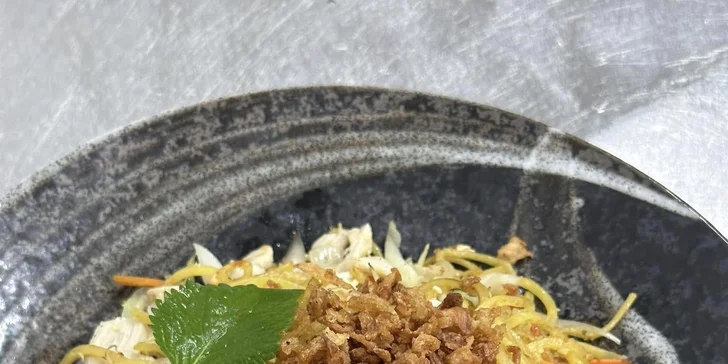 Na své si tu přijdou všichni milovníci sushi, a to ať už preferujete varianty s rybami, vege či speciální rolky třeba s krevetami.