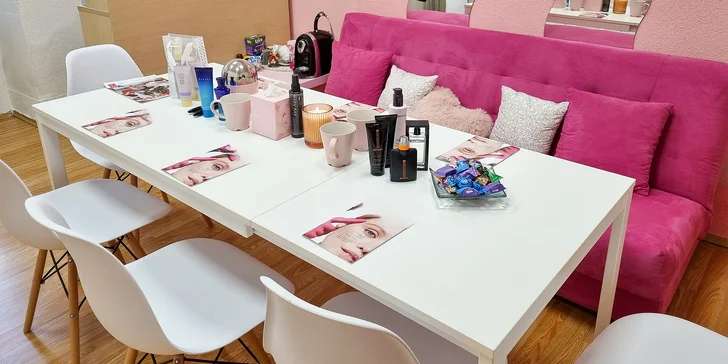 Naučíte se vybrat make-up, stínovat oči i upravit obočí.