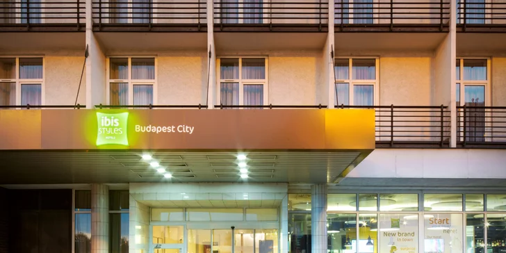 Prejdite sa k Budínskemu hradu, budove parlamentu aj k Széchenyiho reťazovému mostu.