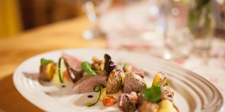 Můžete se těšit na chutné jídlo i na místní speciality.