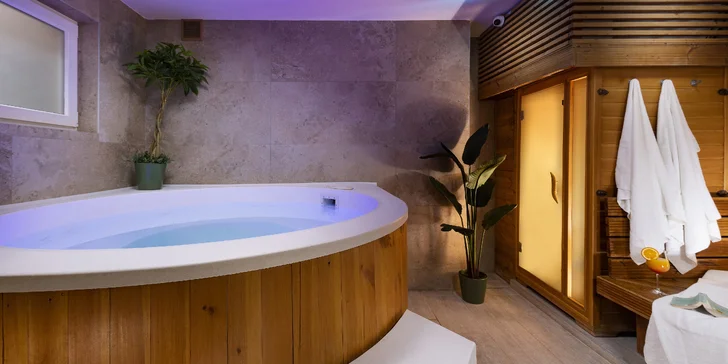 Neobmedzené wellness s dlhou otváracou dobou 8:00-22:00.