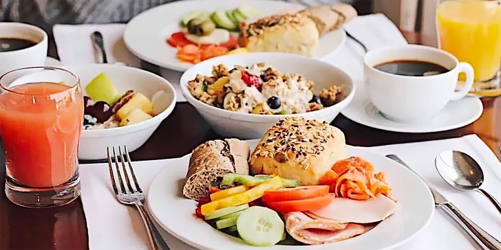 V hotelové restauraci si vychutnáte bufetovou snídani.