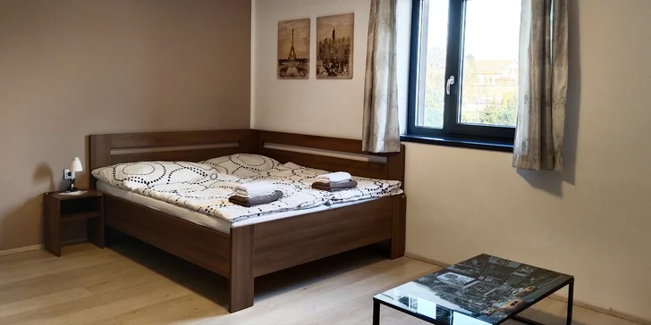 Ivančice jsou rodištěm Vladimíra Menšíka a Alfonse Muchy. Součástí pobytových balíčků je vstupné na dvě expozice, kde se seznámíte s jejich odkazem.