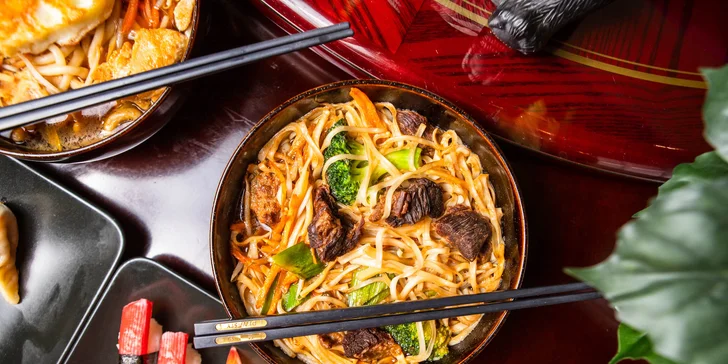 Pikantné ramen s plátkami hovädzieho mäsa (0,50l)