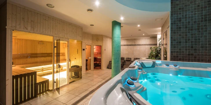 Zrekonstruované wellness centrum v penzionu je otevřené nonstop. 