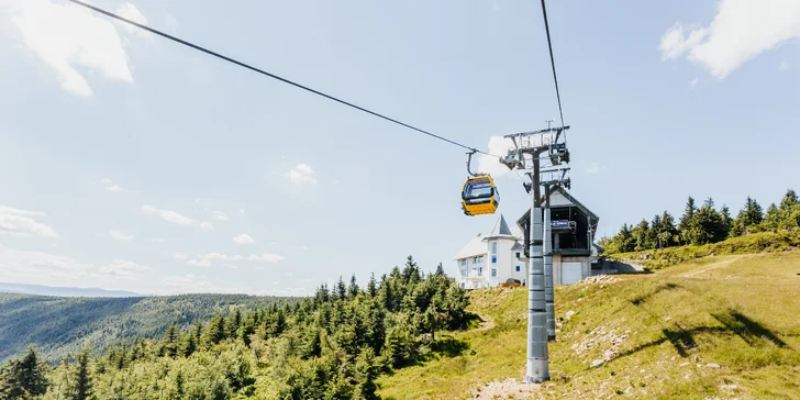 Nechte se vyvézt lanovkou vzhůru k dobrodružství.
