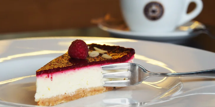 Malinový cheesecake