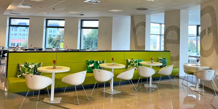 Restauraci najdete v BEA centru u řeky Moravy, asi 10 minut od olomouckého nádraží. 