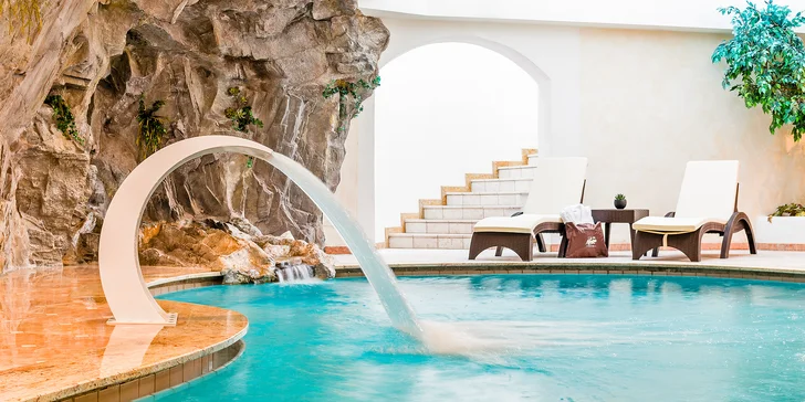 Jižní Tyrolsko: 4* horský hotel s polopenzí a neomezeným wellness