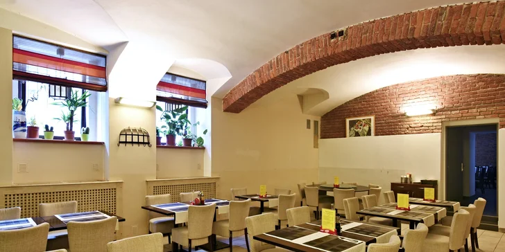 V ryze čínské restauraci GUI LIN si pochutnáte na poctivém asijském menu.