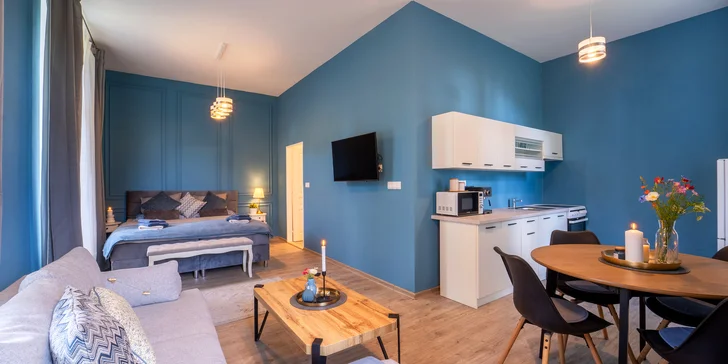 Resort Červený dvůr sídlí na místě bývalého zámeckého areálu.