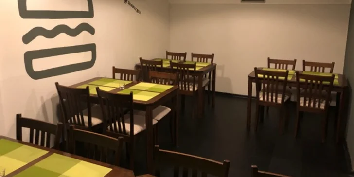 Ať už si koupíte voucher jen pro sebe, nebo pro dva, vyberete si burger z 19 druhů.