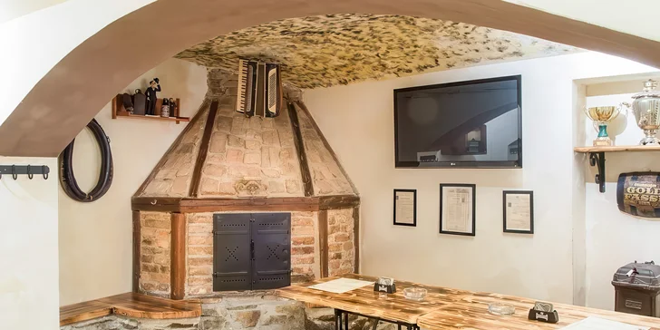 Pochutnáte si ve vyhlášené brněnské pivnici Čtyři růže.