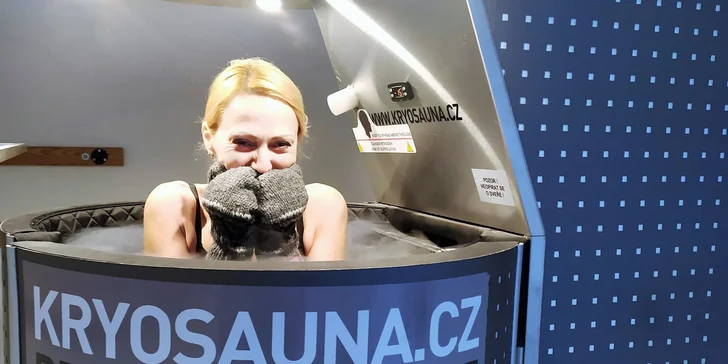 Narozdíl od kryokomory bude vaše hlava vždy nad kabinou, nemusíte mít proto strach z klaustrofobie.