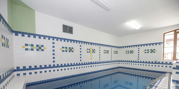 Můžete si zalézt do bazénu, infrakabiny či fitness.