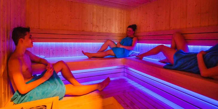 Užívat si relax v sauně bude během jarních či podzimních dní opravdu příjemné.