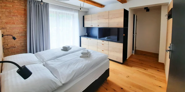 Zabydlíte se v útulných apartmánech, které jsou součástí resortu Na Horské.