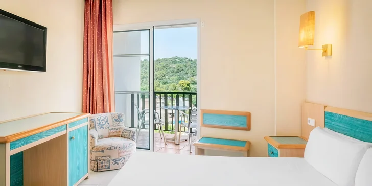 Zabydlíte se ve 3* hotelu Sol Milanos Pingüinos.