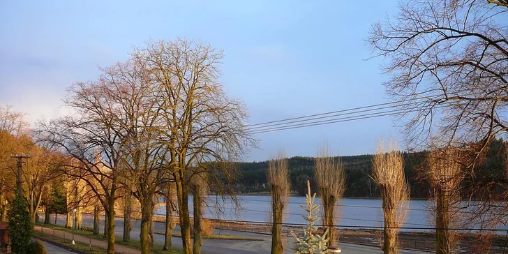 Okolí Jedovnic je doslova protkáno sítí turistických tras i cyklostezek.