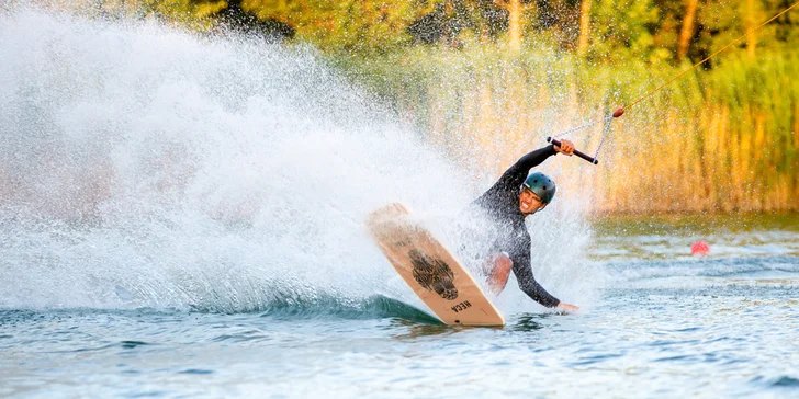 Wakeboarding na Wakelake: 2 hodiny, celý deň, mesiac alebo individuálna lekcia: FROM ZERO TO HERO