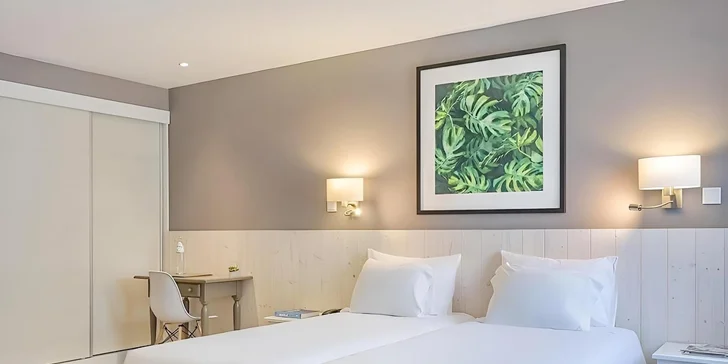 Ubytování v resortu sází na funkčnost a svěží design, který prošel modernizací, aby vyhovoval nárokům dnešních cestovatelů. 