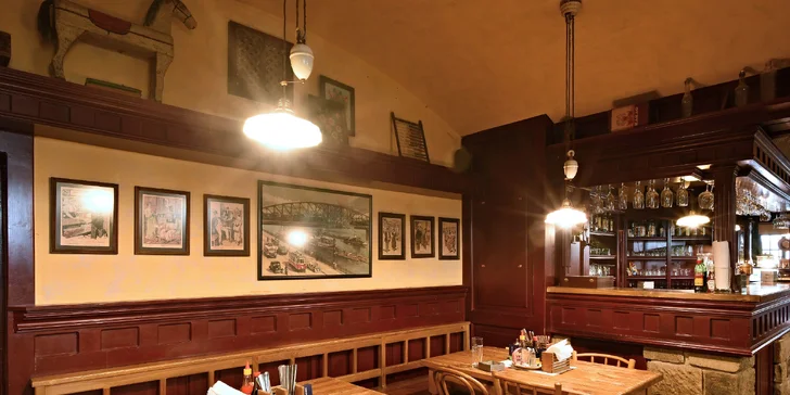 Útulnou restauraci najdete nad budovou Českého Rozhlasu.