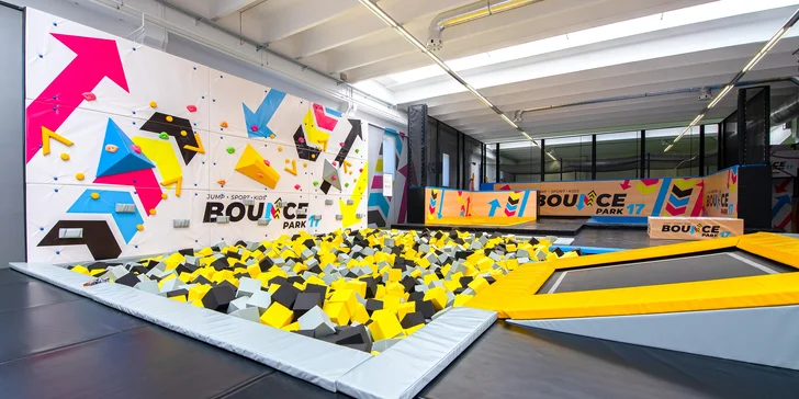 FOAM PIT WITH CLIMB (súčasť JUMP PARK)
